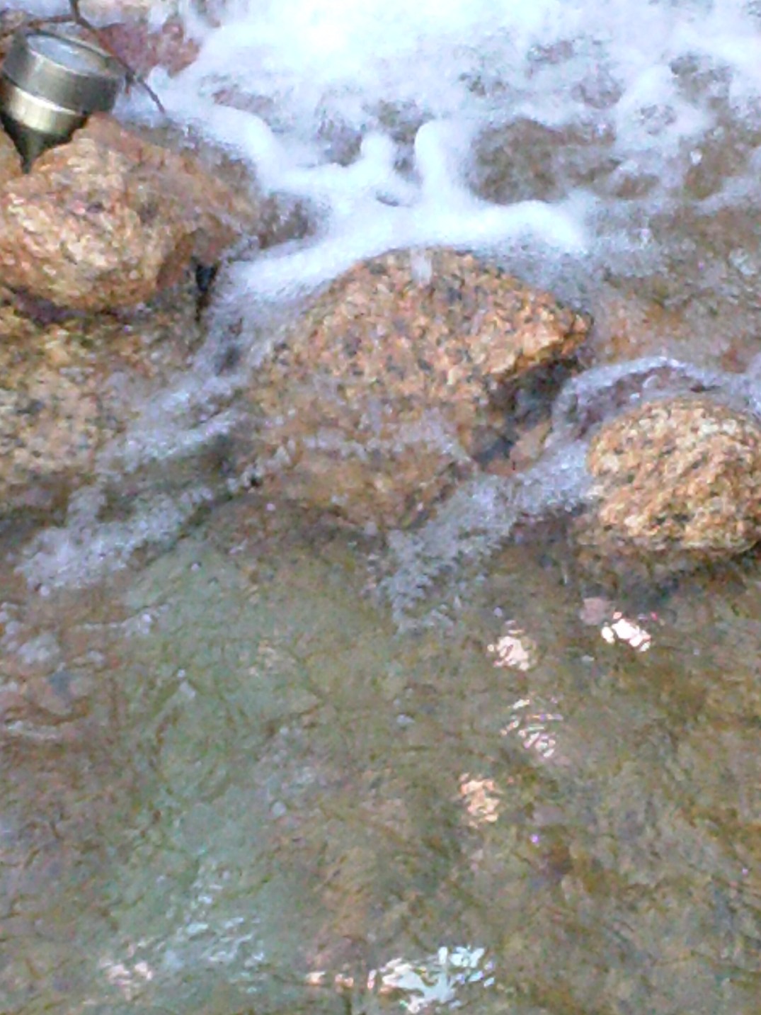rocks n water